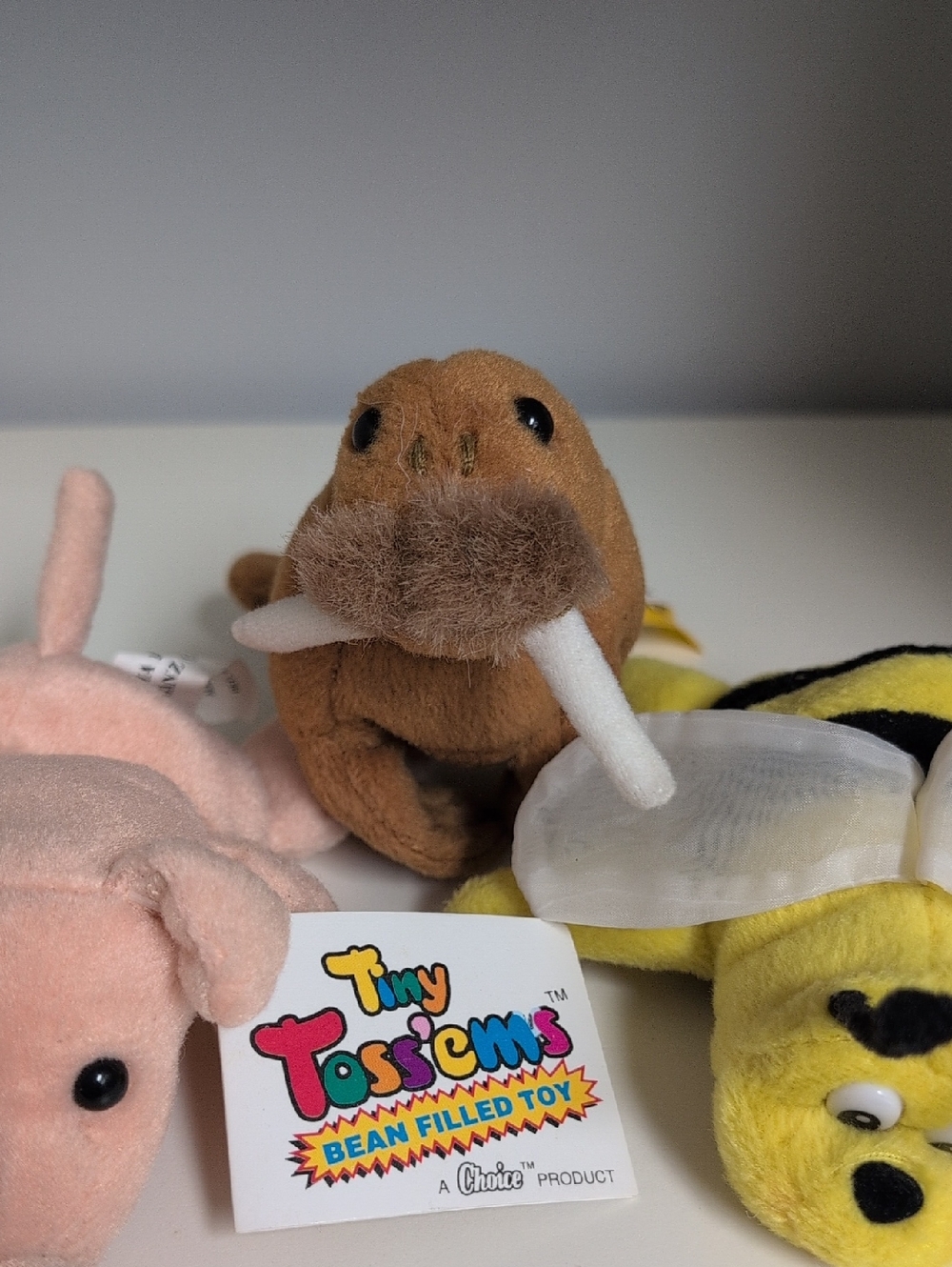 Vintage GANZ Tiny Toss'ems Bean Filled Toys 3pc BNWT Walrus Pig Bumble Bee 5" - Picture 3 of 4
